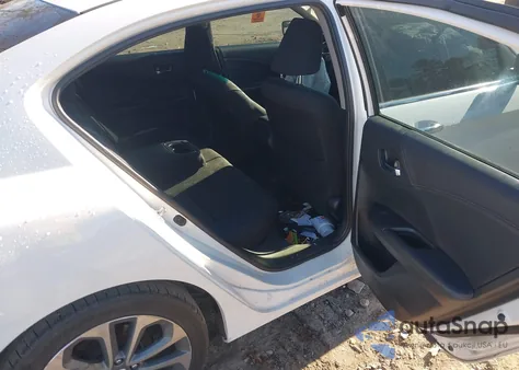 2015 Honda Accord Sport z USA, uszkodzony, nr VIN 1HGCR2F52FA168390